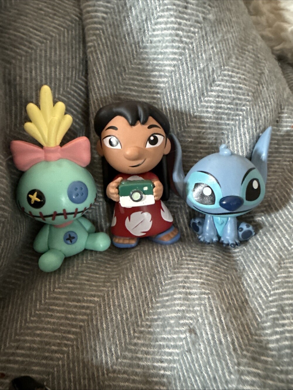 Funko Mystery Minis Lilo And Stitch Sitting Stitch Lilo Scrump Lot Of 3